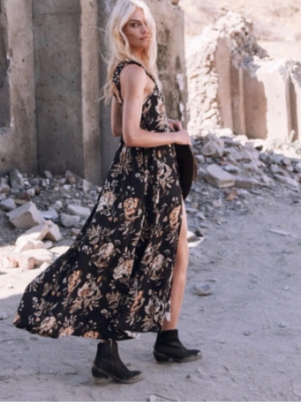 Spell Rosa Sundress - Picture 5 of 12